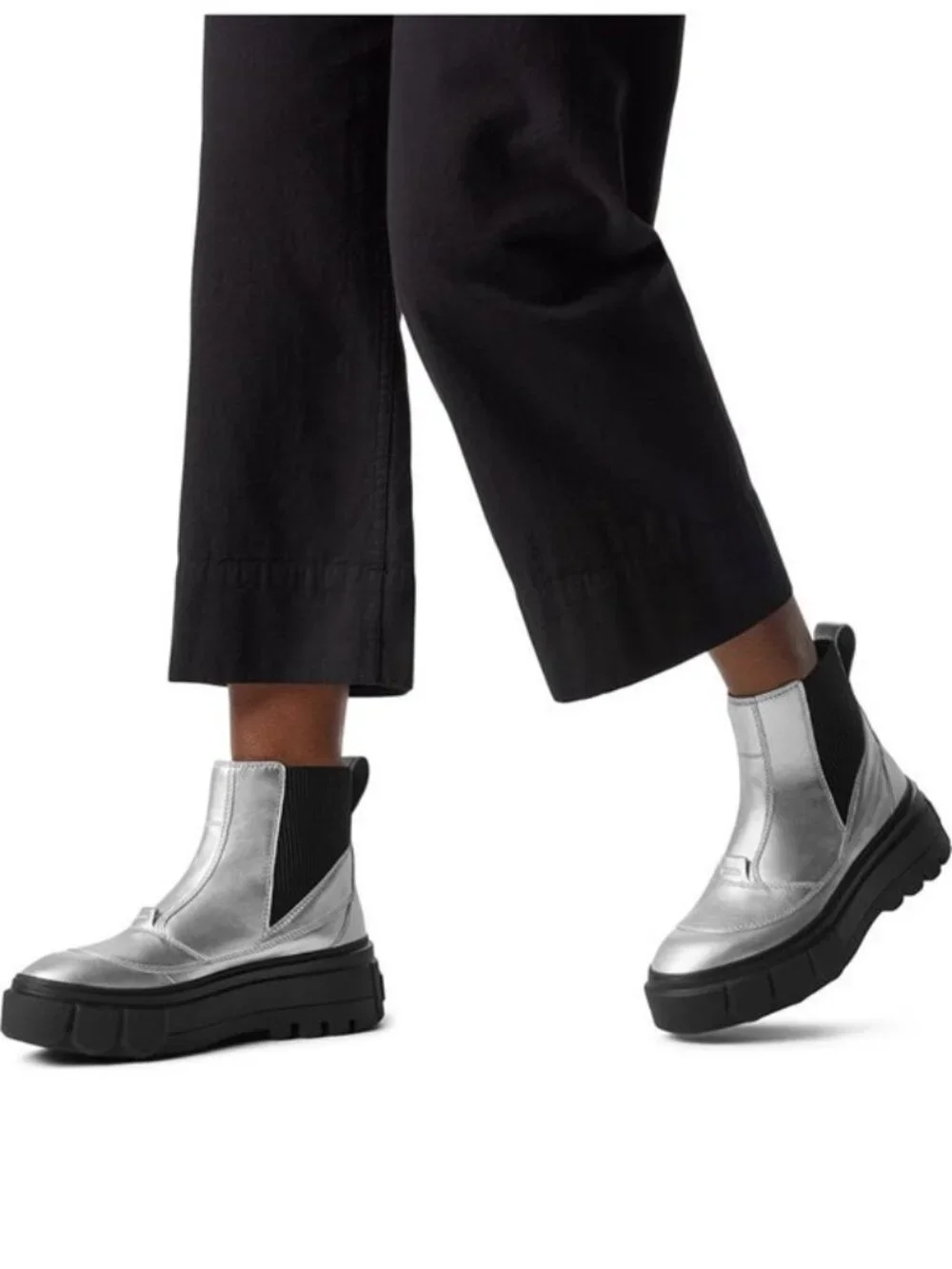 Sorel Caribou X Chelsea Boots Leather Booties Waterproof Silver Black Size 9 NEW